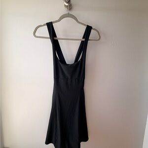 Outdoor Voices Black Activewear Tank Top